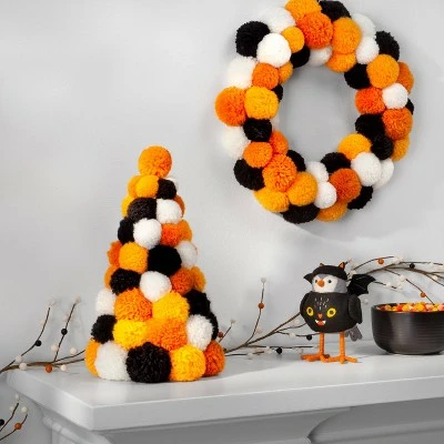 Hyde & EEK! Boutique Falloween Pom Pom Halloween Wreath - Hyde & EEK! Boutique™ 3 Hyde & EEK! Boutique Falloween Pom Pom Halloween Wreath - Hyde & EEK! Boutique™