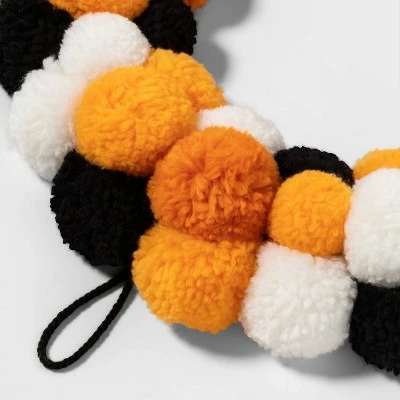 Hyde & EEK! Boutique Falloween Pom Pom Halloween Wreath - Hyde & EEK! Boutique™ 4 Hyde & EEK! Boutique Falloween Pom Pom Halloween Wreath - Hyde & EEK! Boutique™ - Image 2
