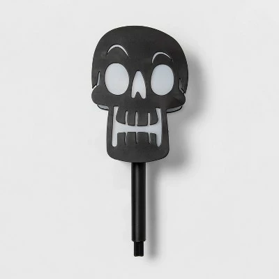 Hyde & EEK! Boutique 1ct LED Flame Effect Skull Halloween Novelty Path Stake Light - Hyde & EEK! Boutique™ 4 Hyde & EEK! Boutique 1ct LED Flame Effect Skull Halloween Novelty Path Stake Light - Hyde & EEK! Boutique™ - Image 2