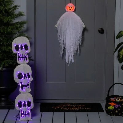 Hyde & EEK! Boutique LED Stacked Skulls Halloween Novelty Silhouette Light Purple - Hyde & EEK! Boutique™ 3 Hyde & EEK! Boutique LED Stacked Skulls Halloween Novelty Silhouette Light Purple - Hyde & EEK! Boutique™