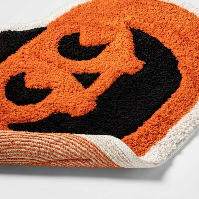 Hyde & EEK! Boutique Halloween Pumpkin Shaped Bath Rug - Hyde & EEK! Boutique™ 4 Hyde & EEK! Boutique Halloween Pumpkin Shaped Bath Rug - Hyde & EEK! Boutique™ - Image 2