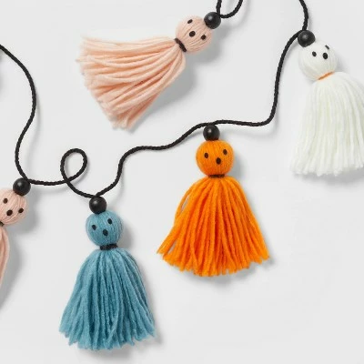 Hyde & EEK! Boutique Falloween Ghost Tassel Halloween Garland - Hyde & EEK! Boutique™ 4 Hyde & EEK! Boutique Falloween Ghost Tassel Halloween Garland - Hyde & EEK! Boutique™ - Image 2