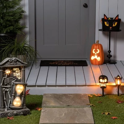 Hyde & EEK! Boutique 1ct LED Flame Effect Lantern Halloween Novelty Path Stake Light - Hyde & EEK! Boutique™ 3 Hyde & EEK! Boutique 1ct LED Flame Effect Lantern Halloween Novelty Path Stake Light - Hyde & EEK! Boutique™