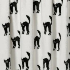 Hyde & EEK! Boutique Cats Printed Plush Throw Blanket Ivory/Black - Hyde & EEK! Boutique™ -Hyde & EEK! Shop unnamed file 446
