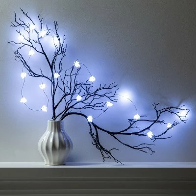 Hyde & EEK! Boutique Ghost Reflector Cool White LED Bulbs Halloween String Lights - Hyde & EEK! Boutique™ 4 Hyde & EEK! Boutique Ghost Reflector Cool White LED Bulbs Halloween String Lights - Hyde & EEK! Boutique™ - Image 2